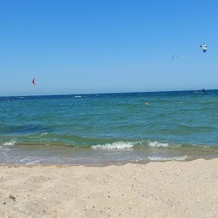 Sea Wolf луксозен с панорамна гледка към морето климатик с нова напълно оборудвана кухня отделна баня с тоалетна гледка към басейна на 30 м от плажа паркинг към хотела навсякъде близо Διαμέρισμα