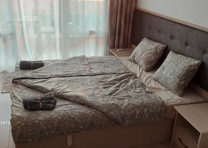 Sea Wolf луксозен с панорамна гледка към морето климатик с нова напълно оборудвана кухня отделна баня с тоалетна гледка към басейна на 30 м от плажа паркинг към хотела навсякъде близо