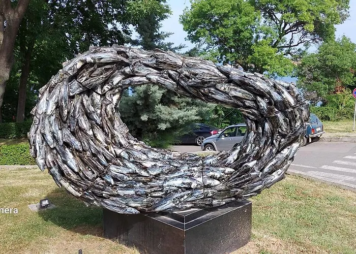 Sea Wolf луксозен с панорамна гледка към морето климатик с нова напълно оборудвана кухня отделна баня с тоалетна гледка към басейна на 30 м от плажа паркинг към хотела навсякъде близо Lozeneț