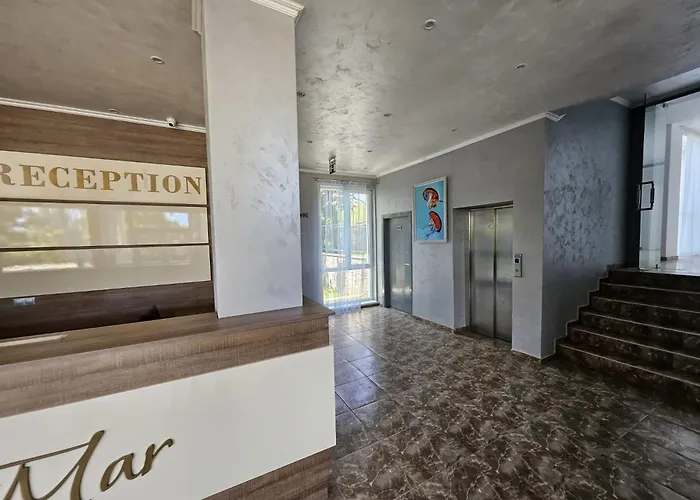 Sea Wolf луксозен с панорамна гледка към морето климатик с нова напълно оборудвана кухня отделна баня с тоалетна гледка към басейна на 30 м от плажа паркинг към хотела навсякъде близо * Lozeneț