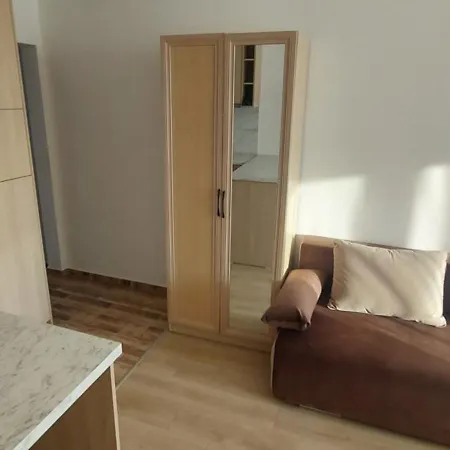 Sea Wolf луксозен с панорамна гледка към морето климатик с нова напълно оборудвана кухня отделна баня с тоалетна гледка към басейна на 30 м от плажа паркинг към хотела навсякъде близо Lejlighed