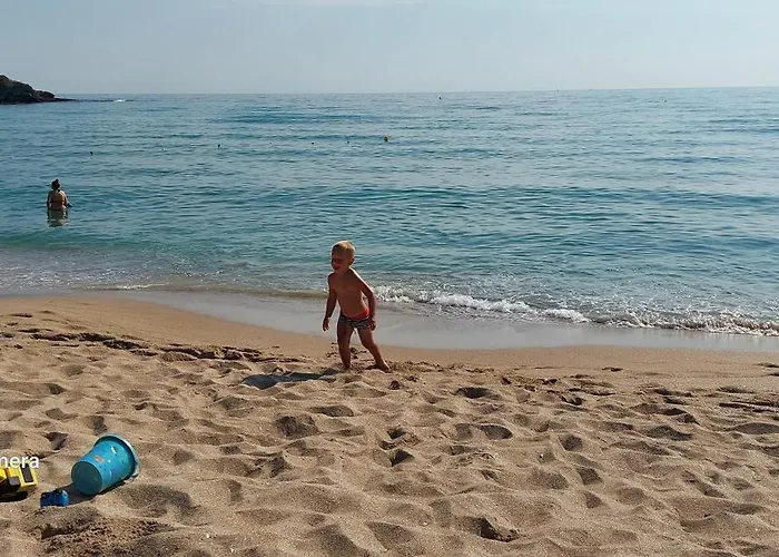 Sea Wolf луксозен с панорамна гледка към морето климатик с нова напълно оборудвана кухня отделна баня с тоалетна гледка към басейна на 30 м от плажа паркинг към хотела навсякъде близо Apartmán Lozenec