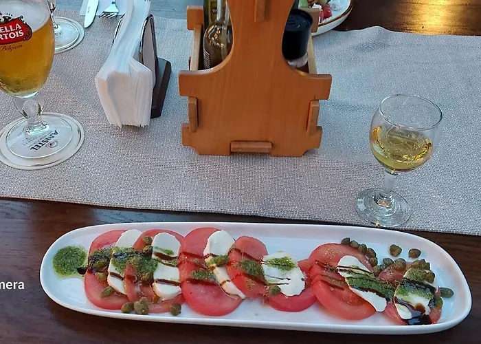 Apartmán Sea Wolf луксозен с панорамна гледка към морето климатик с нова напълно оборудвана кухня отделна баня с тоалетна гледка към басейна на 30 м от плажа паркинг към хотела навсякъде близо Lozenec